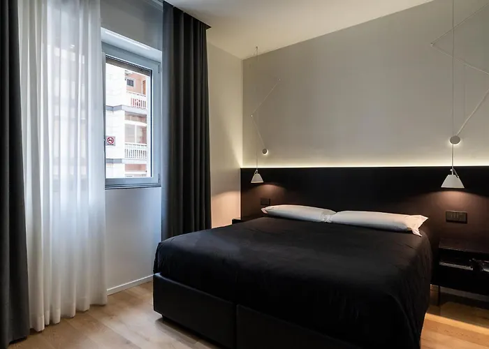 Contemporaneamente 147 - Modern & Comfort Rooms